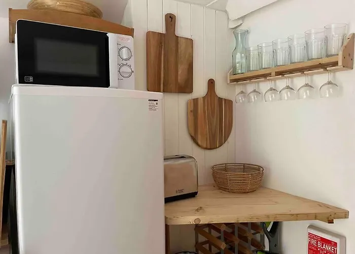The Anvil, 2 Bed Cottage, In The Heart Of Cornwall