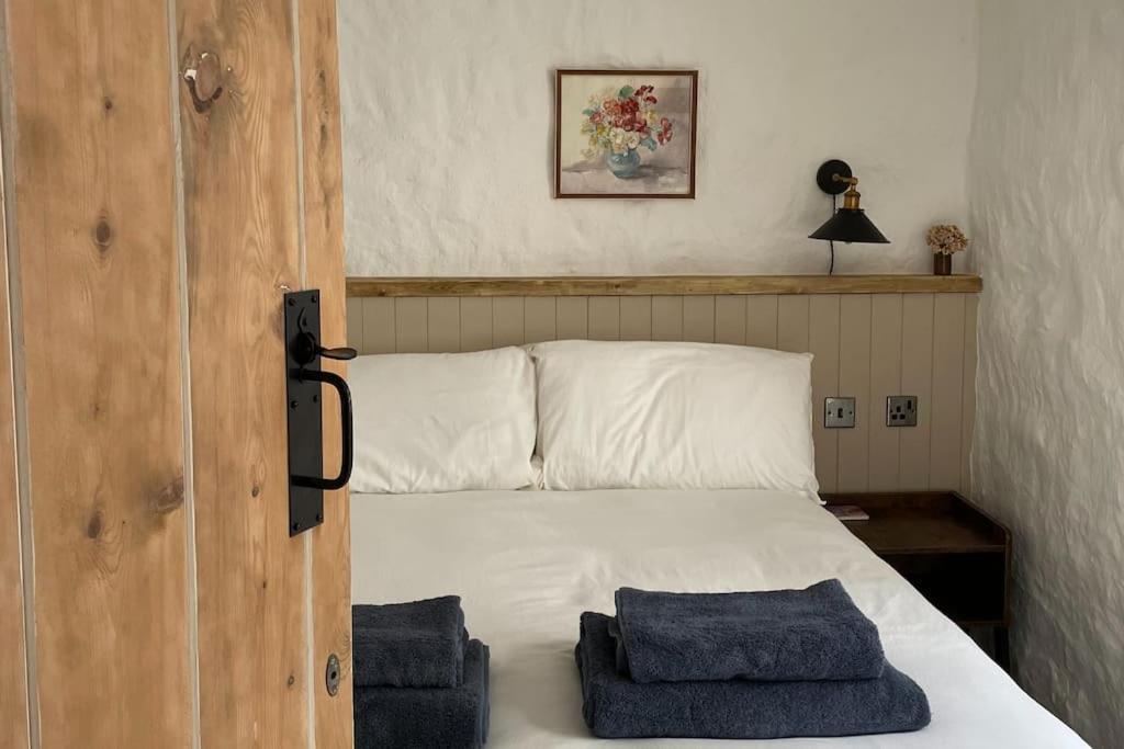The Anvil, 2 Bed Cottage, In The Heart Of Cornwall Gwennap